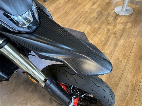 Carbonworld mudguard, front, carbon suitable for Ducati 698