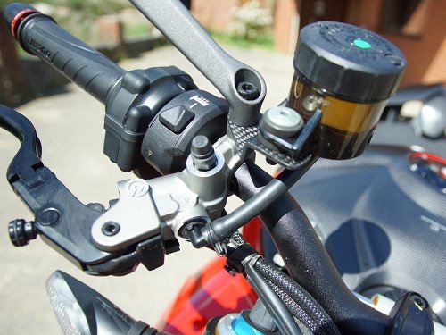 Carbonworld Behälterhalter, Carbon geeignet für für Ducati