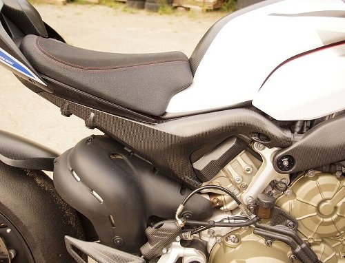 Carbonworld rear frame cover, carbon suitable for Ducati