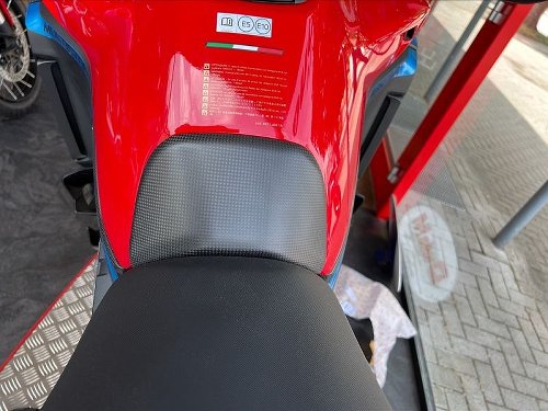 Tappo serbatoio Carbonworld, carbonio adatto per Ducati