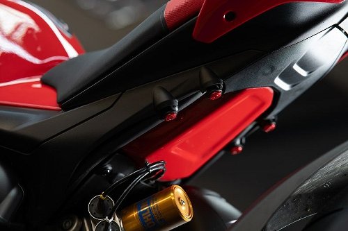 Carbonworld cover screws, passenger pegs, red, 4 pieces