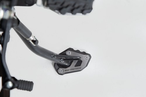SW Seitenständerfuß-Verbreiterung Schwarz/Silbern. KTM 390