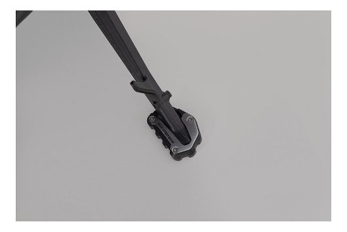 Estensione piede cavalletto laterale SW Motech nero/argento.