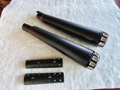 Mistral Silencer kit, exclusive, mat black, Euro5 - Moto