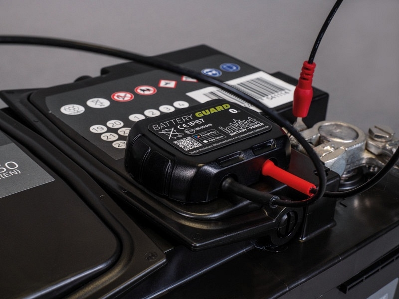 intAct Battery Guard Bluetooth battery monitor