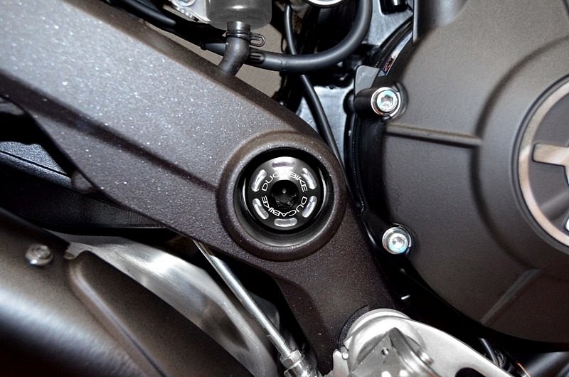 Set Di 4 Tappi Per Telaio Ducati Scrambler 797 E Altri Modelli (2015-2021) - Decorativi E Protettivi - Con Logo Scrambler