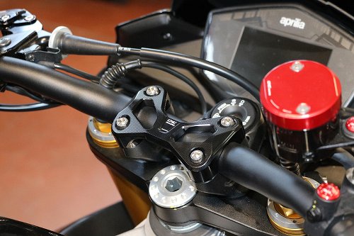 CNC Racing Obere Lenkerklemme, schwarz - Aprilia Tuono