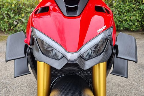 CNC Racing Headlight lower guard, matt Carbon - Ducati