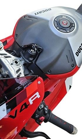 Carbonworld tank cover Performance Style, carbon suitable