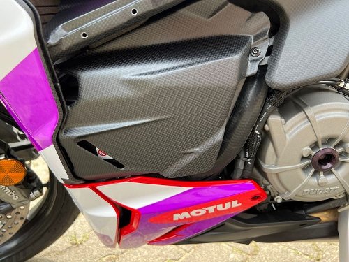 Couvercle latéral Carbonworld en carbone pour Ducati