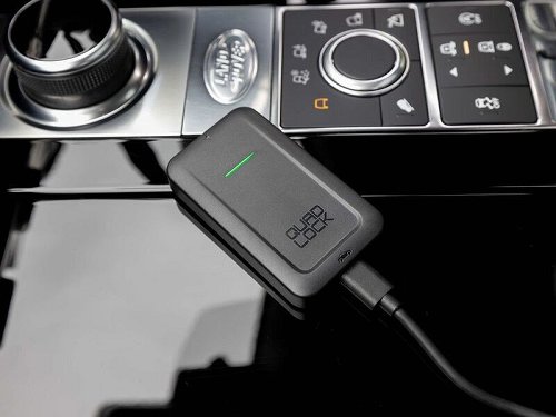 QUAD LOCK Wireless CarPlay Adaptator